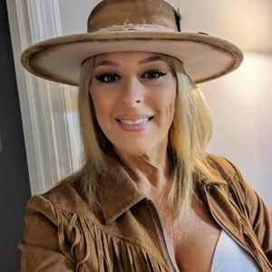 Meet your Posher, Tammie